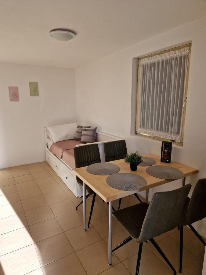 Apartment Misic Rtina Kültér fotó