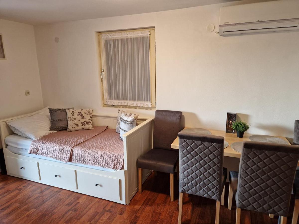 Apartment Misic Rtina Kültér fotó