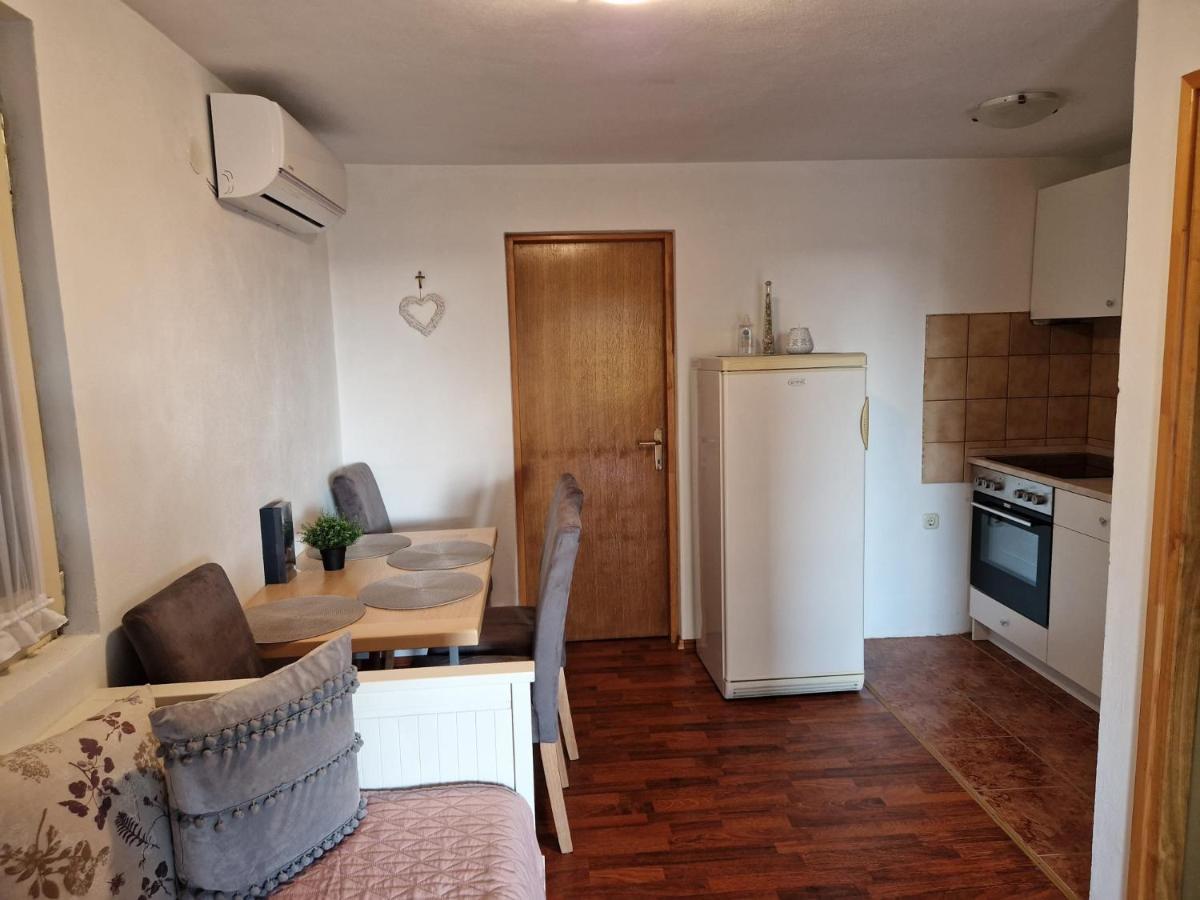 Apartment Misic Rtina Kültér fotó